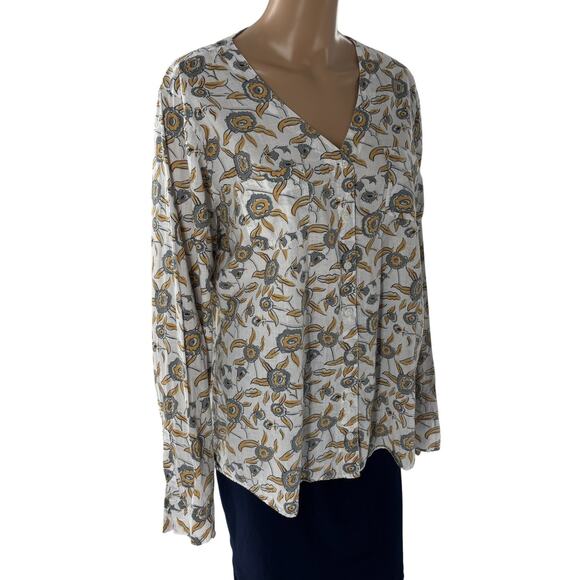 Orvis White Floral Cotton V Neck Button Down Top - Picture 4 of 10